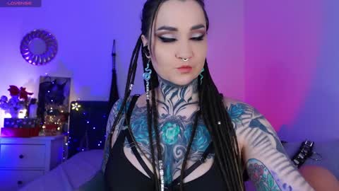 Ms. Sindel online show from 12.25.24