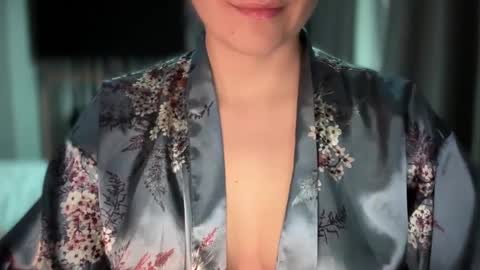 Sindra online show from 10.03.25