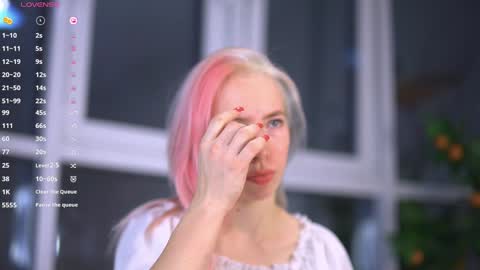 Snapshot of sinfulfairy chatting on 11.22.25 online show from 11.22.25