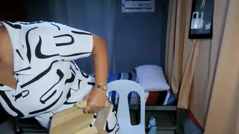 Snapshot of sinfullwife6969 chatting on 11.27.25 sinfullwife6969 online show from 11.27.25