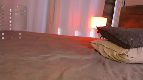 Snapshot of sinfulsmile_ chatting on 03.12.25 Ivy online show from 03.12.25