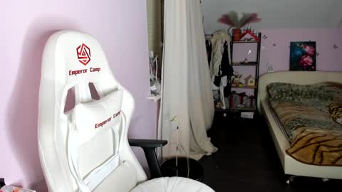 nika online show from 01.18.25
