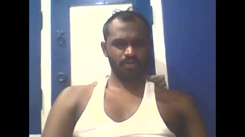 Snapshot of singletamilblackboy chatting on 01.26.25 singletamilblackboy online show from 01.26.25