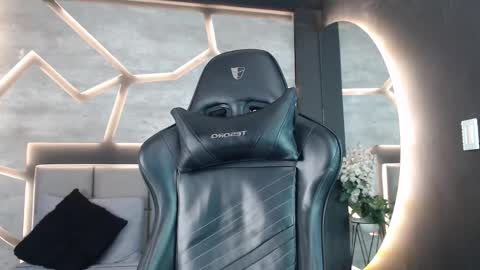 SinLickerr online show from 02.26.26