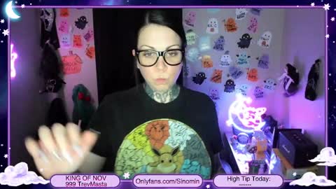 Snapshot of sinominx chatting on 11.11.25 Sinomin online show from 11.11.25