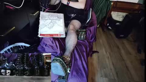 Sinstress hemlock online show from 04.13.26