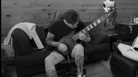 Dustbunnyfoofoo online show from 10.21.25