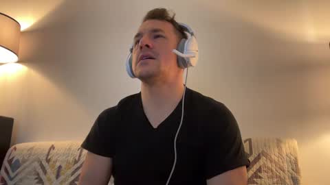 Snapshot of sirbubblesworth chatting on 02.22.25 sirbubblesworth online show from 02.22.25