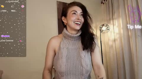 Snapshot of siren_indira_ chatting on 05.15.26 siren indira online show from 05.15.26