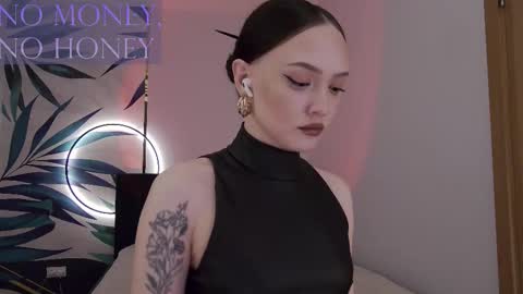 Goddess Sirena online show from 02.26.26