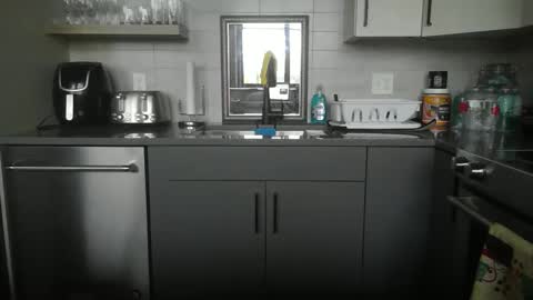 Snapshot of sirpleasure23 chatting on 09.25.25 sirpleasure23 online show from 09.25.25