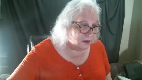 Sissy Diane online show from 12.17.24