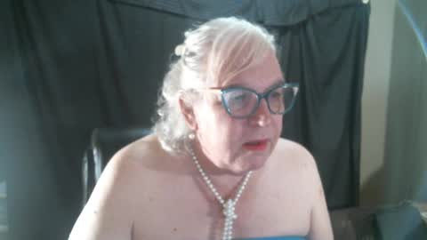 Sissy Diane online show from 01.05.25
