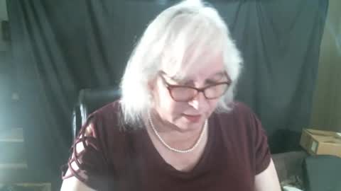 Sissy Diane online show from 01.10.25