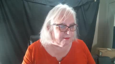 Sissy Diane online show from 01.14.25