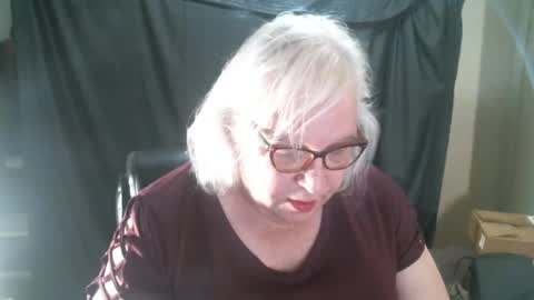 Sissy Diane online show from 01.28.25