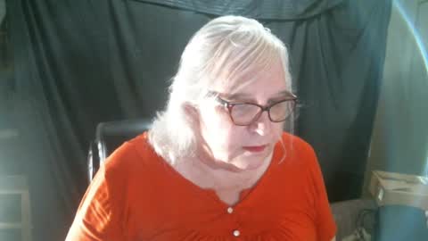 Sissy Diane online show from 02.10.25