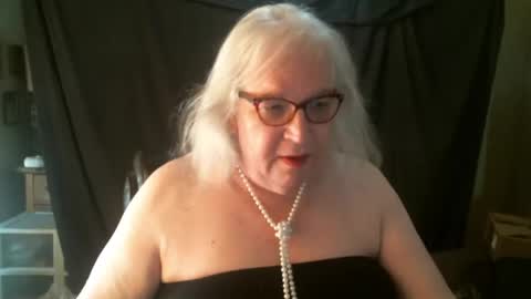 Sissy Diane online show from 03.02.25