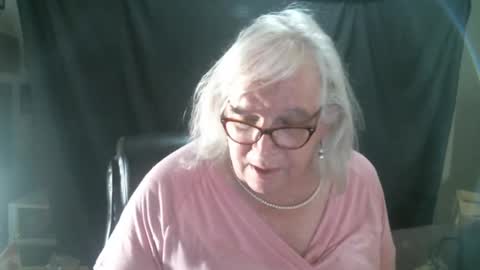 Sissy Diane online show from 03.08.25