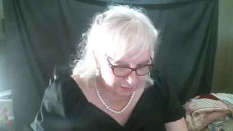 Sissy Diane online show from 09.11.25