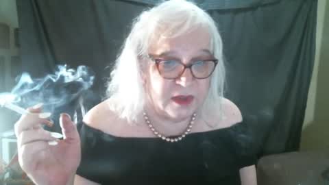 Sissy Diane online show from 10.05.25