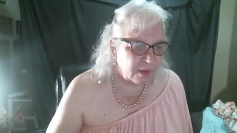 Sissy Diane online show from 10.12.25