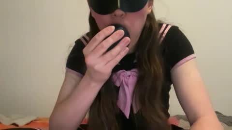 Sissy Laura online show from 04.11.26