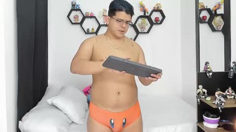 Siul Thompson online show from 02.18.25