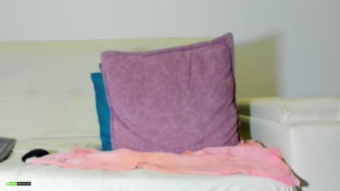 sixelaando online show from 10.14.25