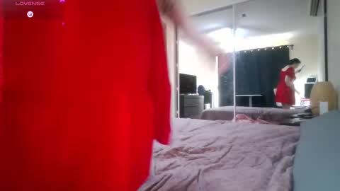 sizzlemewet online show from 12.10.24