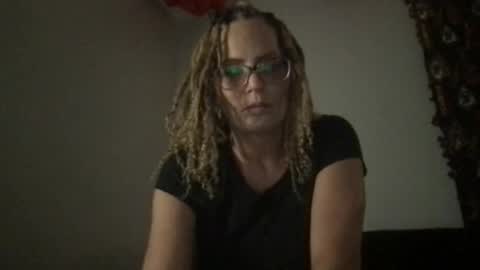 Snapshot of skarfos_babes chatting on 12.11.24 skarfos_babes online show from 12.11.24