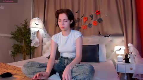 Emily online show from 10.26.25