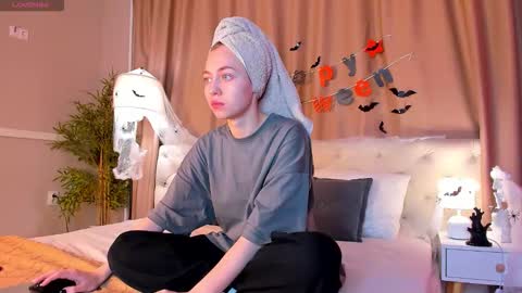 Emily online show from 10.27.25