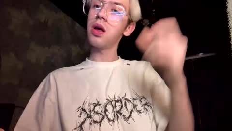 Snapshot of skibatryanka chatting on 02.13.26 SKIBA online show from 02.13.26