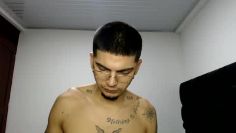 Snapshot of skinny_badboy chatting on 07.10.26 E R O S online show from 07.10.26