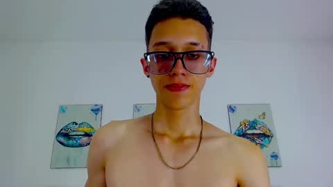 Snapshot of skinny_bigcock20 chatting on 02.27.25 skinny_bigcock20 online show from 02.27.25