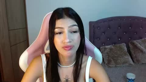 Hailey online show from 03.01.25