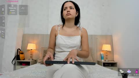 Isabela online show from 11.25.25