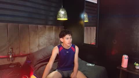 skinny jean  online show from 03.19.26