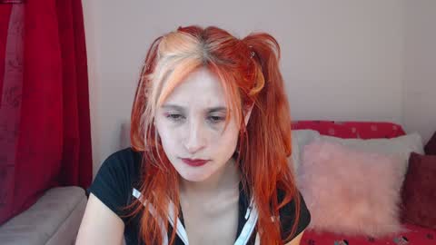 Snapshot of skinny_raven chatting on 01.13.25 Marion online show from 01.13.25