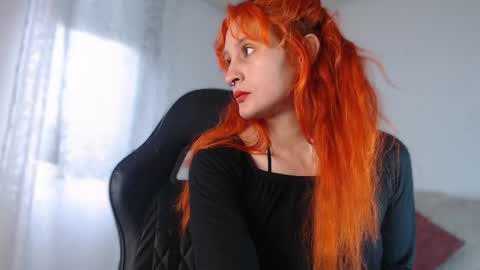 Snapshot of skinny_raven chatting on 06.22.26 Marion online show from 06.22.26