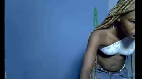 Linda independent model online show from 03.31.26