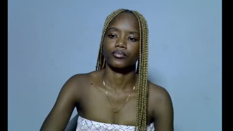 Linda independent model online show from 04.03.26