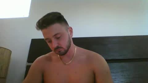 skinnyguylongdick1 online show from 12.29.24