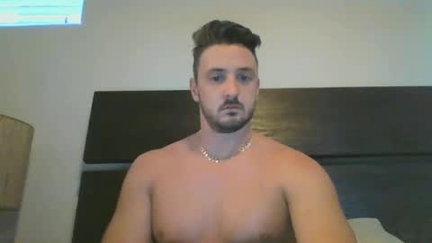 skinnyguylongdick1 online show from 01.30.25