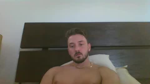 skinnyguylongdick1 online show from 02.26.25