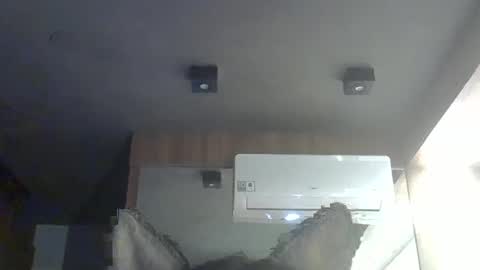 skinnykittencam online show from 11.28.25