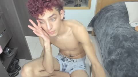 skinnypipe15 online show from 10.23.25