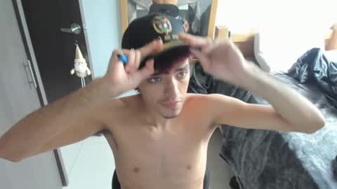 skinnypipe15 online show from 11.10.25