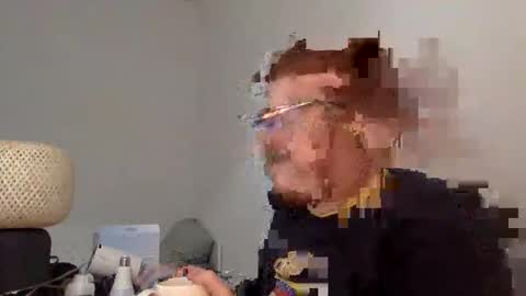 sklave_s online show from 11.18.25